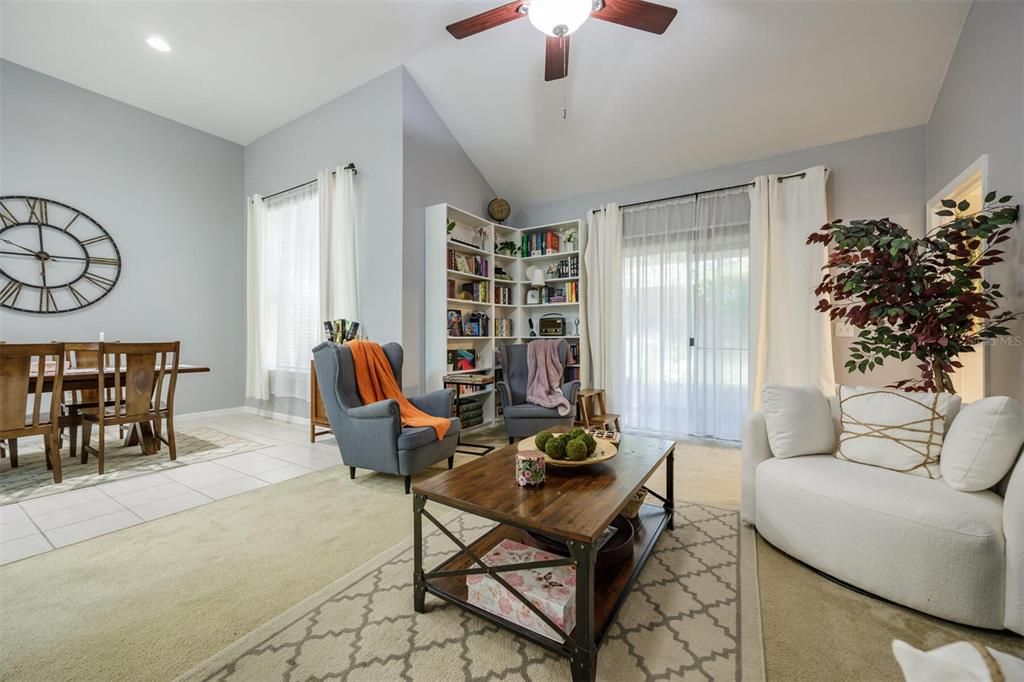 待售: $247,000 (3 贝兹, 2 浴室, 1650 平方英尺)