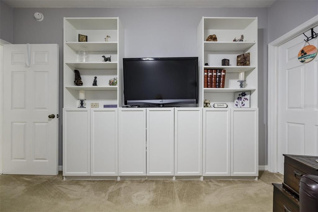 待售: $247,000 (3 贝兹, 2 浴室, 1650 平方英尺)