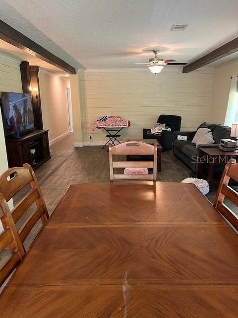 На продажу: $239,000 (3 спален, 2 ванн, 1910 Квадратных фут)