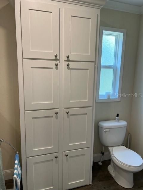 На продажу: $239,000 (3 спален, 2 ванн, 1910 Квадратных фут)