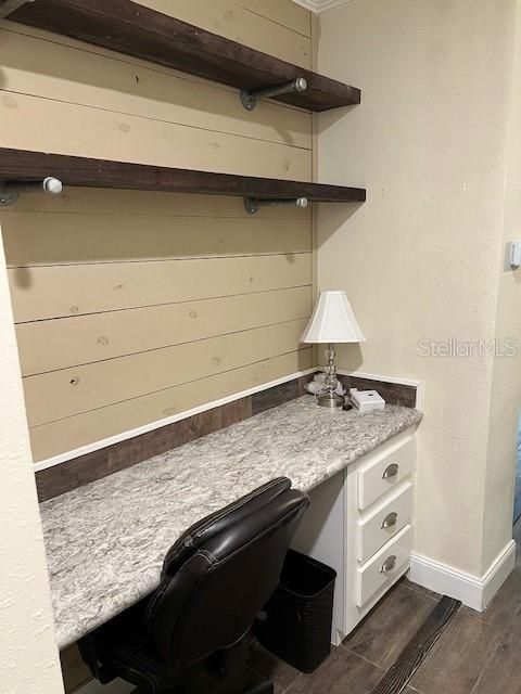 На продажу: $239,000 (3 спален, 2 ванн, 1910 Квадратных фут)