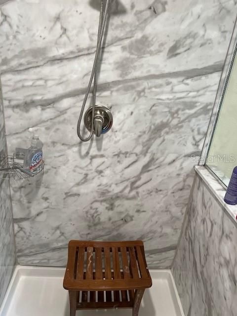 На продажу: $239,000 (3 спален, 2 ванн, 1910 Квадратных фут)