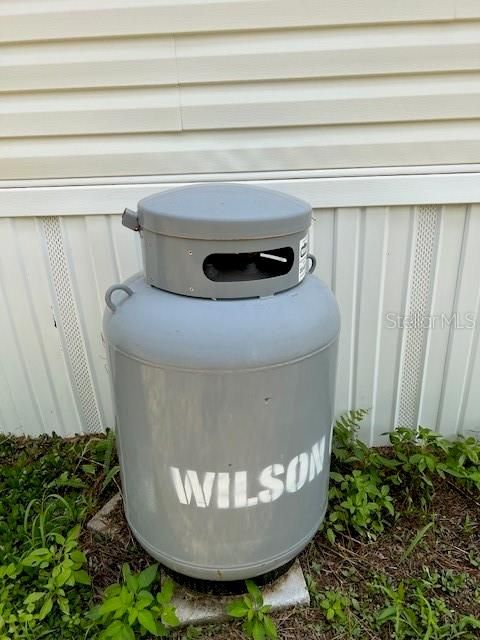 На продажу: $239,000 (3 спален, 2 ванн, 1910 Квадратных фут)