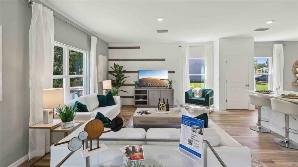 Activo con contrato: $309,990 (4 camas, 2 baños, 2176 Pies cuadrados)