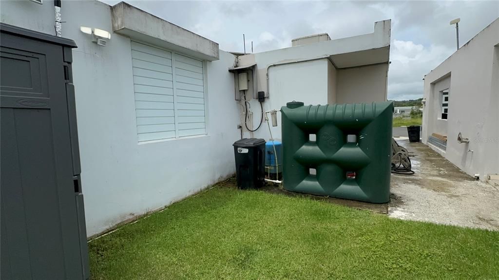 合同活跃: $295,000 (3 贝兹, 2 浴室, 1200 平方英尺)