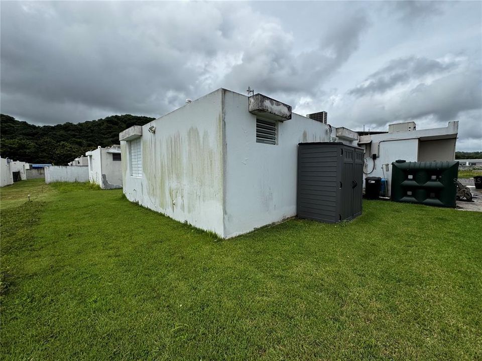 合同活跃: $295,000 (3 贝兹, 2 浴室, 1200 平方英尺)