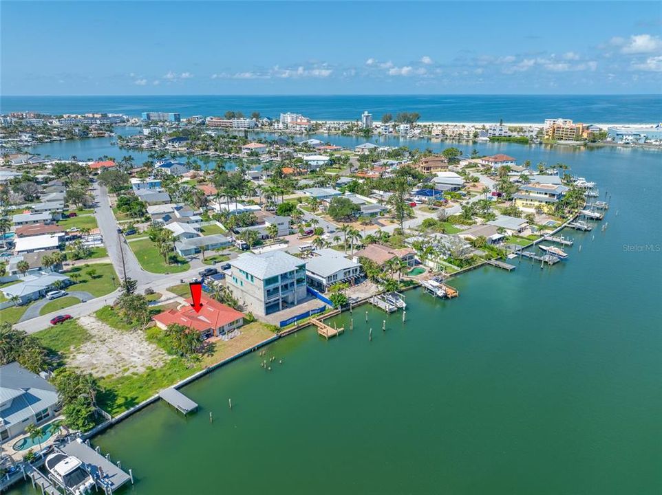 Active With Contract: $1,050,000 (3 beds, 2 baths, 2151 Square Feet)