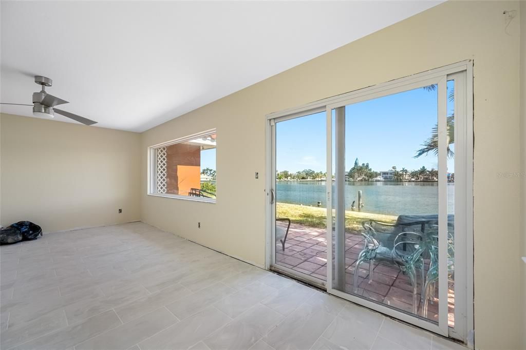 Active With Contract: $1,050,000 (3 beds, 2 baths, 2151 Square Feet)