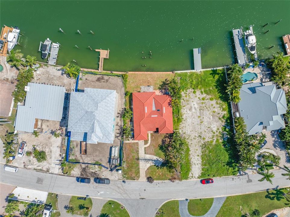 Active With Contract: $1,050,000 (3 beds, 2 baths, 2151 Square Feet)