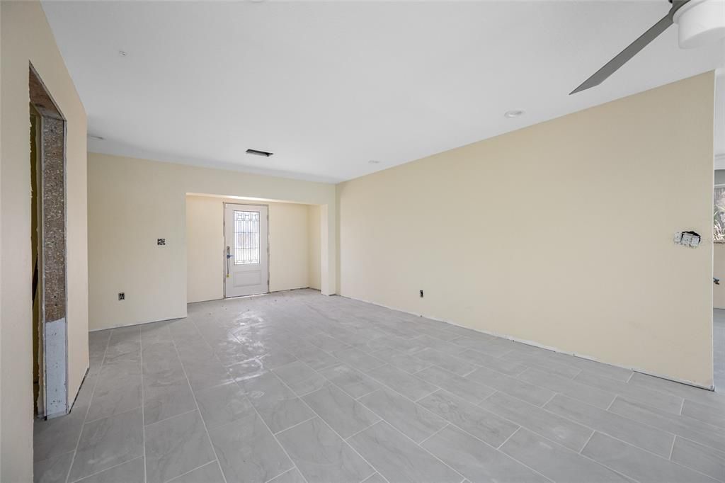 Active With Contract: $1,050,000 (3 beds, 2 baths, 2151 Square Feet)