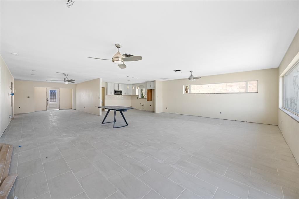 Active With Contract: $1,050,000 (3 beds, 2 baths, 2151 Square Feet)