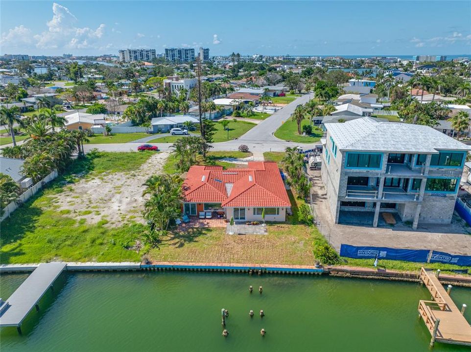 Active With Contract: $1,050,000 (3 beds, 2 baths, 2151 Square Feet)