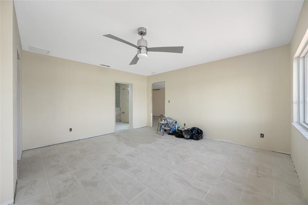 Active With Contract: $1,050,000 (3 beds, 2 baths, 2151 Square Feet)