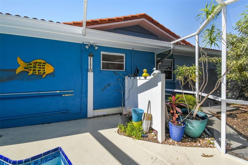 出租: $4,250 (3 贝兹, 2 浴室, 2082 平方英尺)