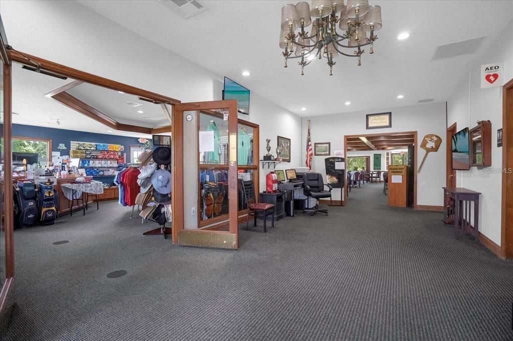 На продажу: $299,900 (3 спален, 2 ванн, 1939 Квадратных фут)