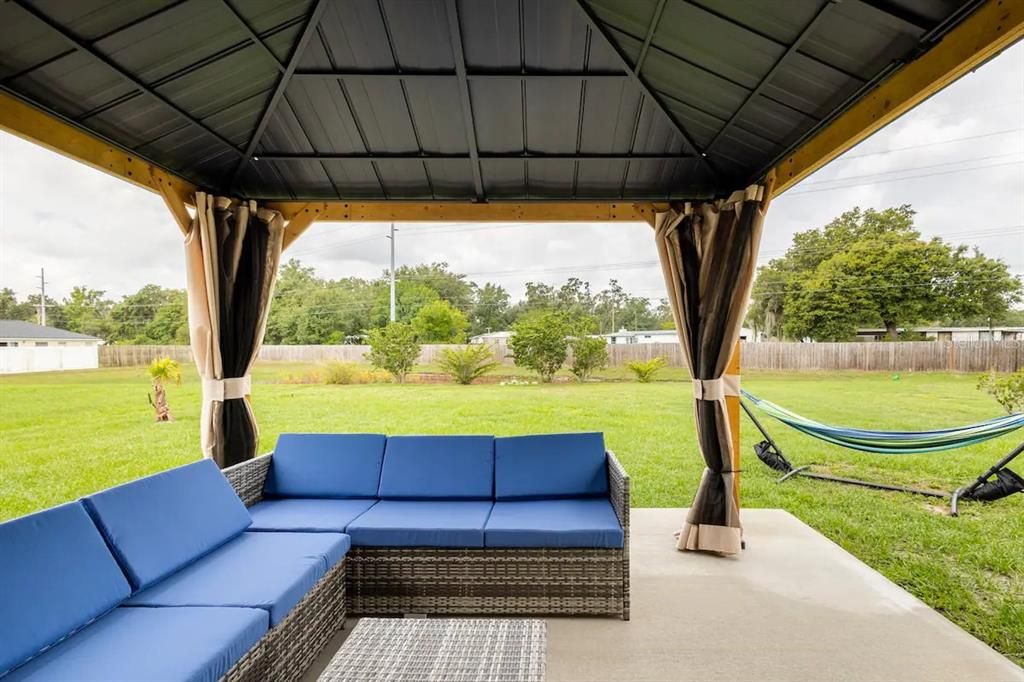 En Renta: $1,795 (3 camas, 2 baños, 1232 Pies cuadrados)