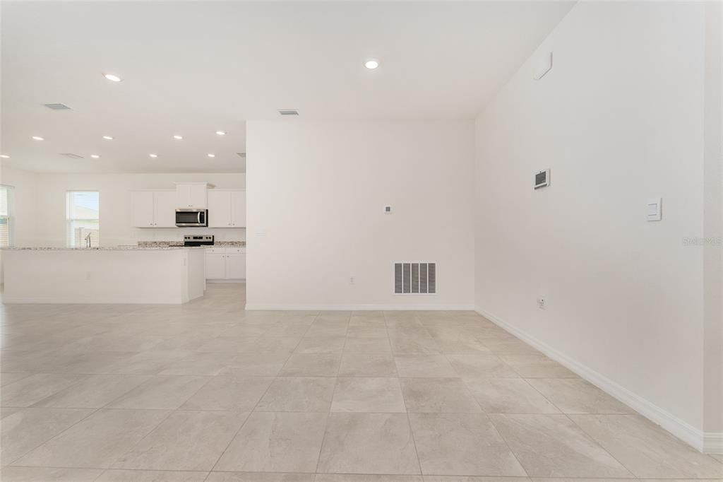 Active With Contract: $2,700 (3 beds, 2 baths, 1857 Square Feet)