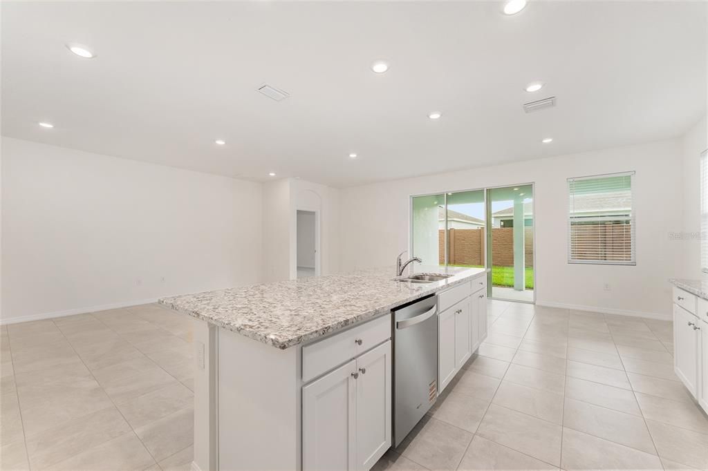 Active With Contract: $2,700 (3 beds, 2 baths, 1857 Square Feet)