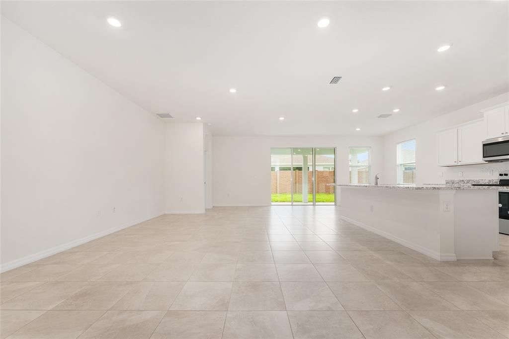 Active With Contract: $2,700 (3 beds, 2 baths, 1857 Square Feet)