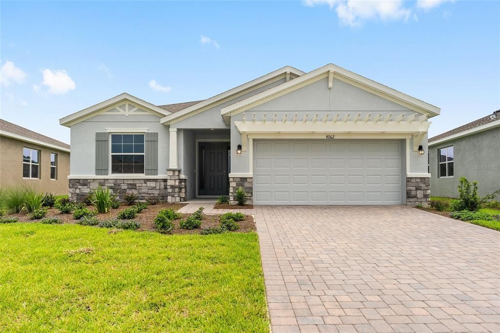 Active With Contract: $2,700 (3 beds, 2 baths, 1857 Square Feet)