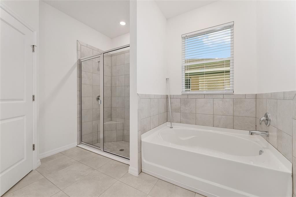 Active With Contract: $2,700 (3 beds, 2 baths, 1857 Square Feet)