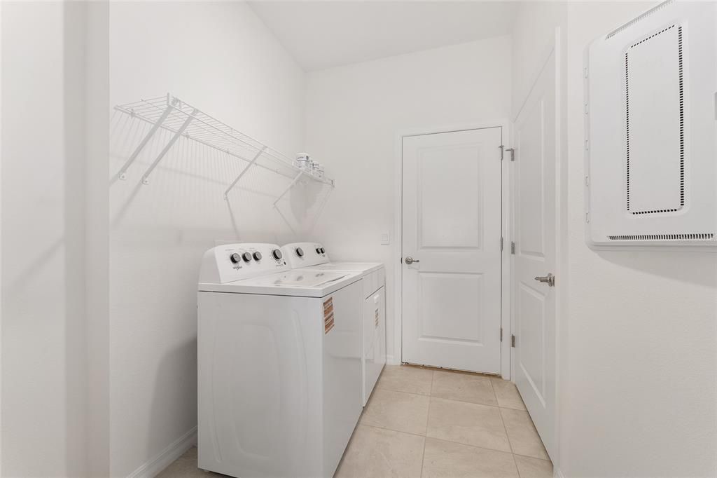 Active With Contract: $2,700 (3 beds, 2 baths, 1857 Square Feet)