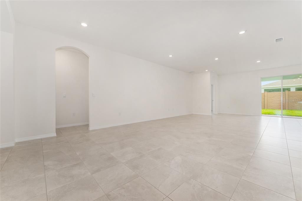 Active With Contract: $2,700 (3 beds, 2 baths, 1857 Square Feet)