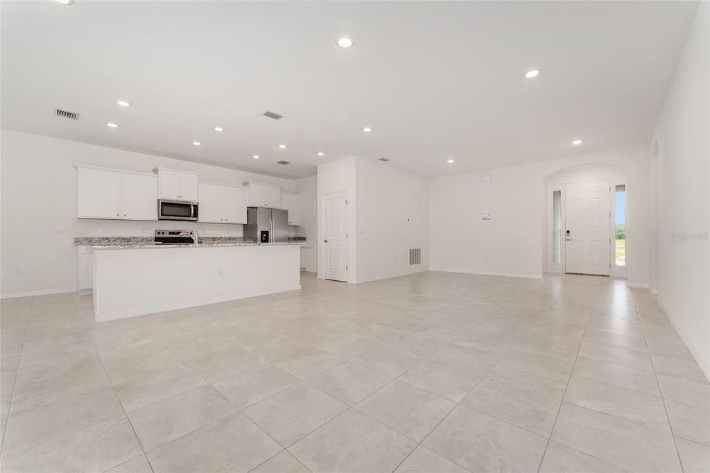 Active With Contract: $2,700 (3 beds, 2 baths, 1857 Square Feet)