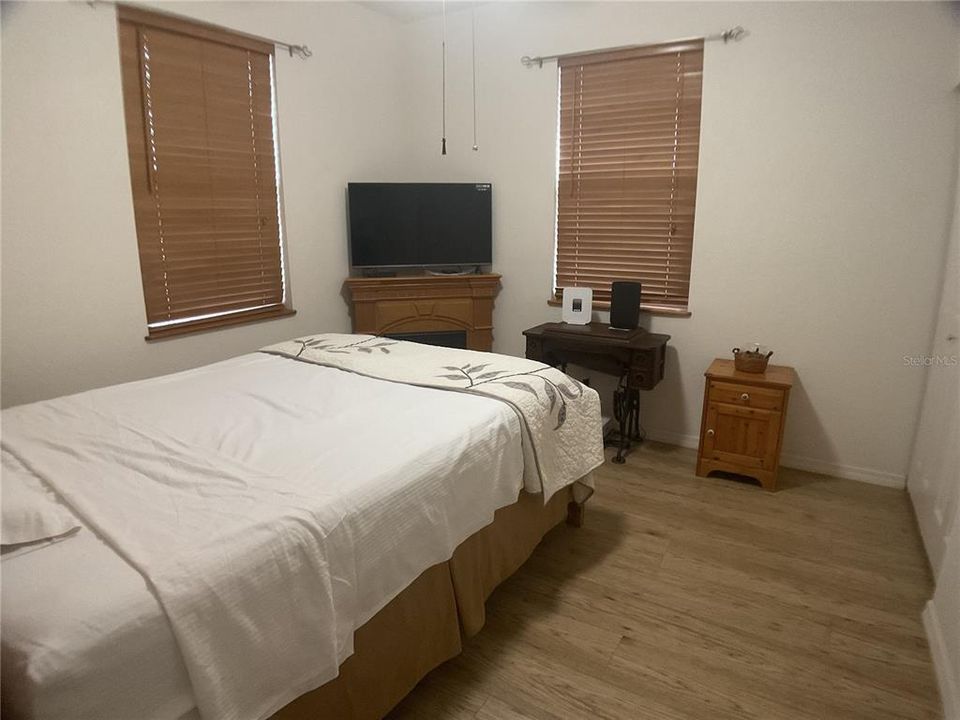 待售: $699,000 (3 贝兹, 2 浴室, 1740 平方英尺)