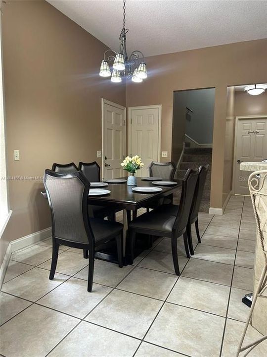 На продажу: $570,000 (4 спален, 3 ванн, 3048 Квадратных фут)