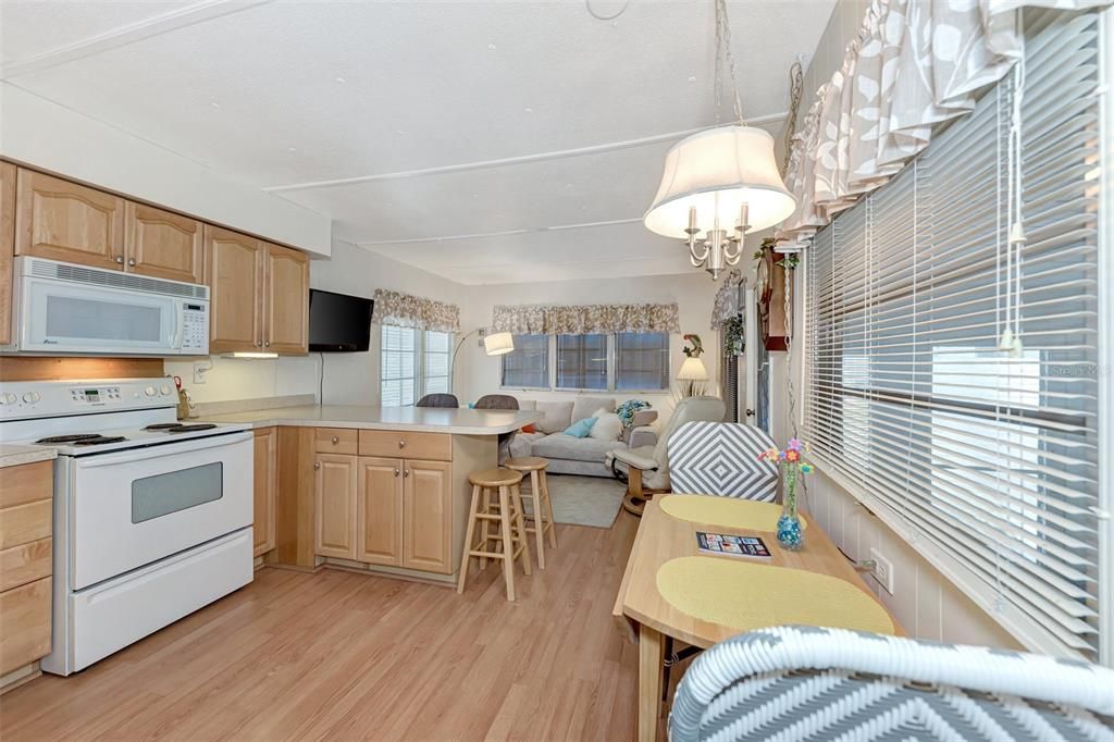 待售: $75,000 (1 贝兹, 1 浴室, 479 平方英尺)