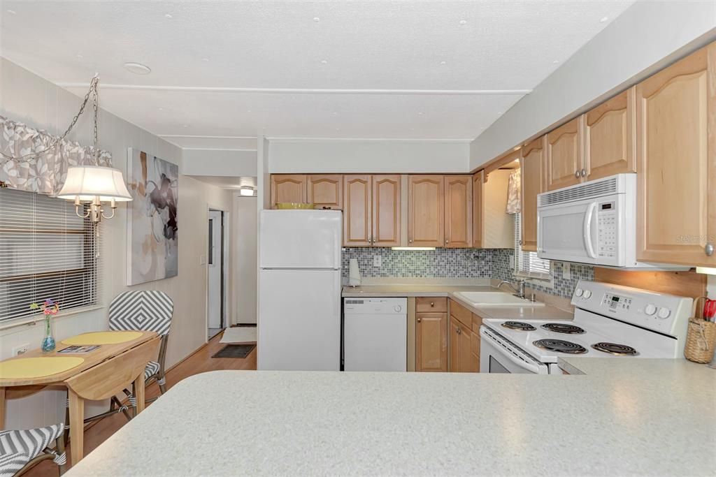 待售: $75,000 (1 贝兹, 1 浴室, 479 平方英尺)