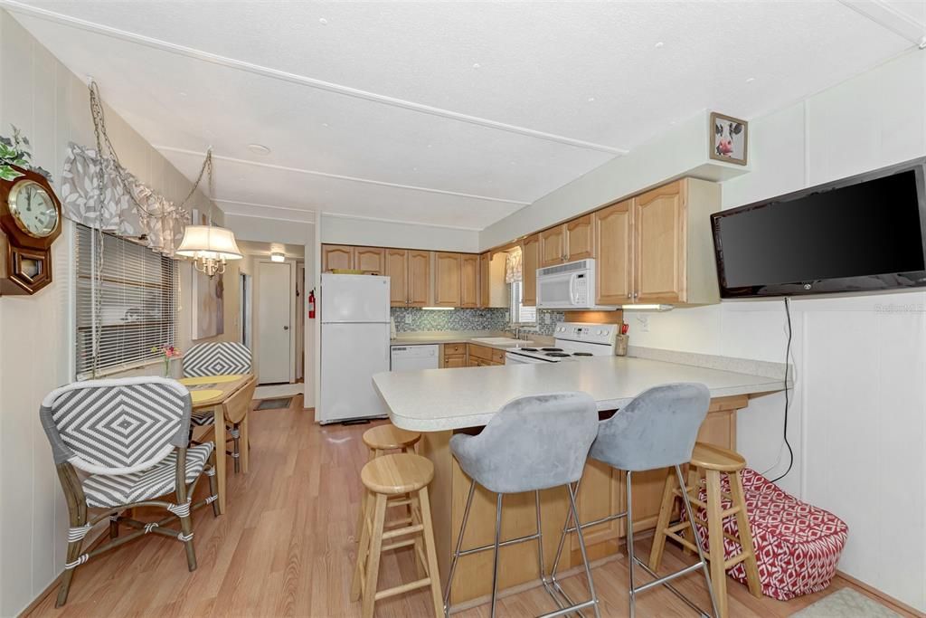 待售: $75,000 (1 贝兹, 1 浴室, 479 平方英尺)