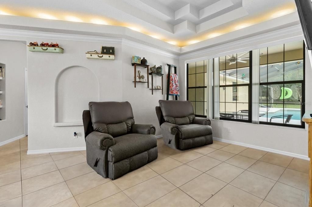 Active With Contract: $528,900 (6 beds, 4 baths, 2831 Square Feet)