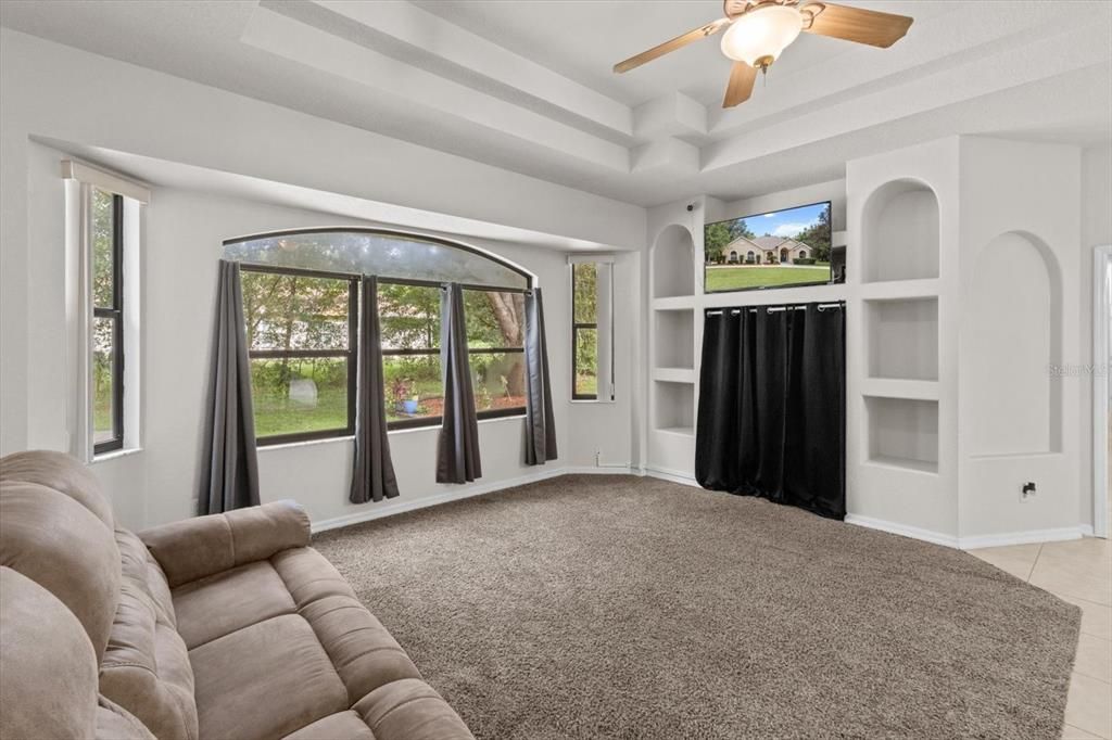 Active With Contract: $528,900 (6 beds, 4 baths, 2831 Square Feet)