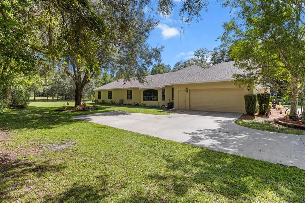 Active With Contract: $528,900 (6 beds, 4 baths, 2831 Square Feet)
