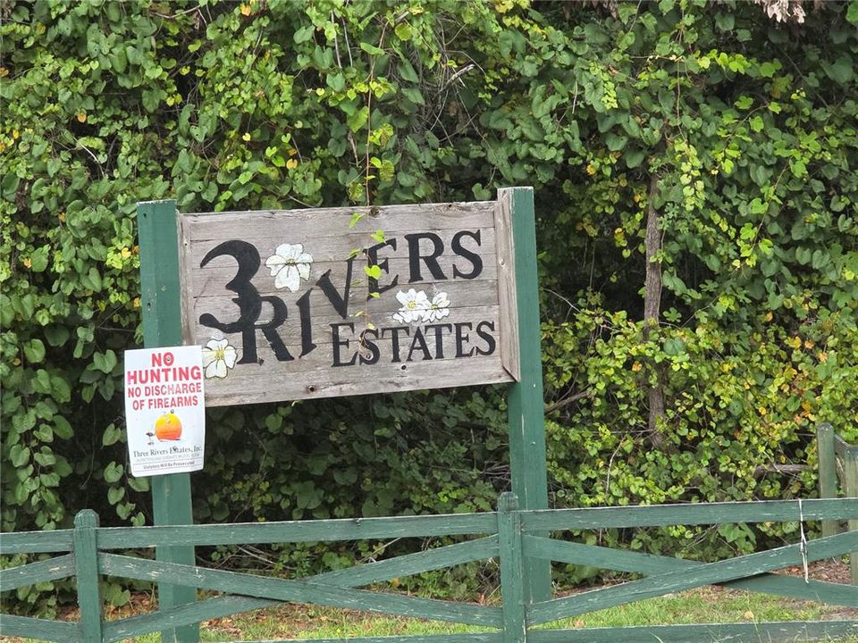 En Venta: $30,000 (0.92 acres)