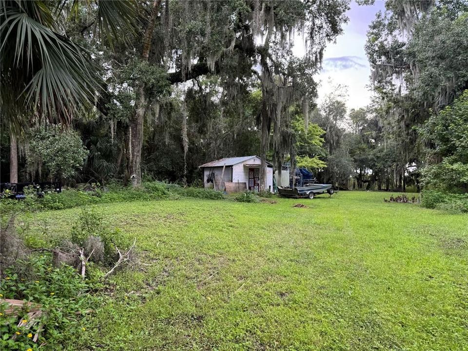 待售: $135,000 (1.06 acres)