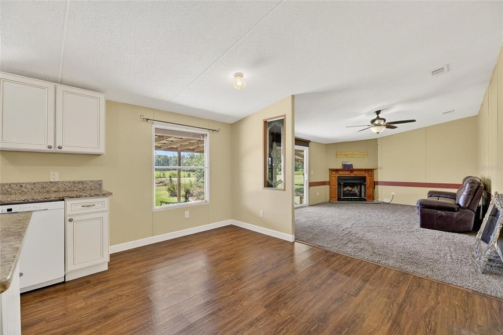 待售: $664,900 (4 贝兹, 2 浴室, 2052 平方英尺)