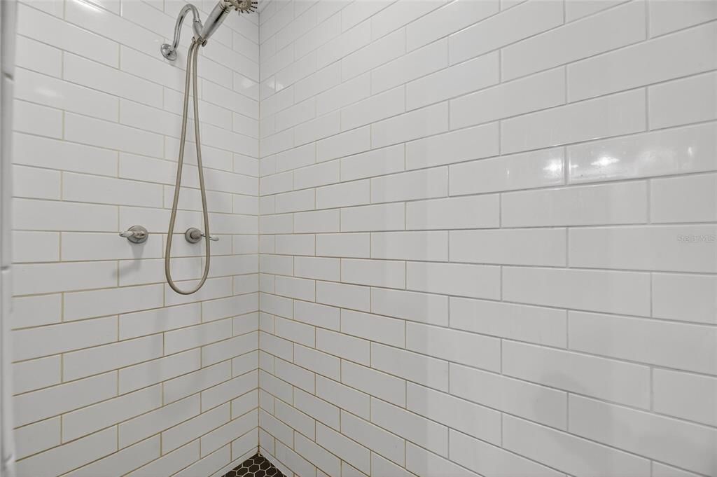 待售: $664,900 (4 贝兹, 2 浴室, 2052 平方英尺)