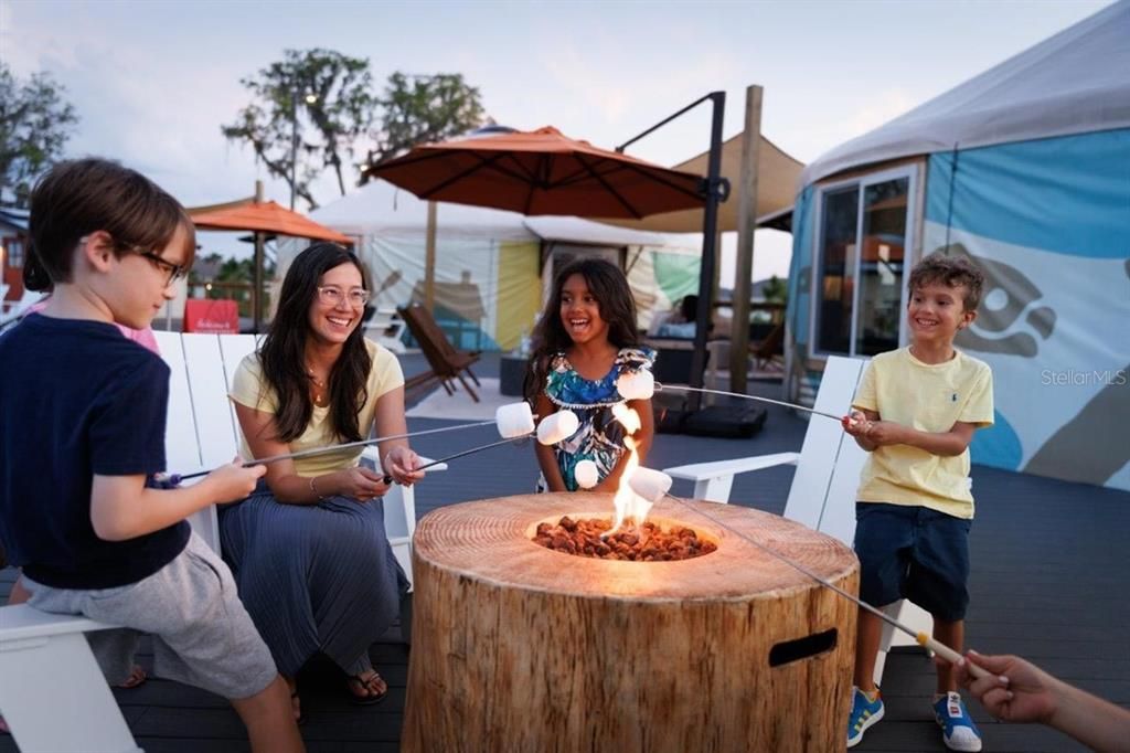 Под контрактом: $464,990 (3 спален, 2 ванн, 1626 Квадратных фут)