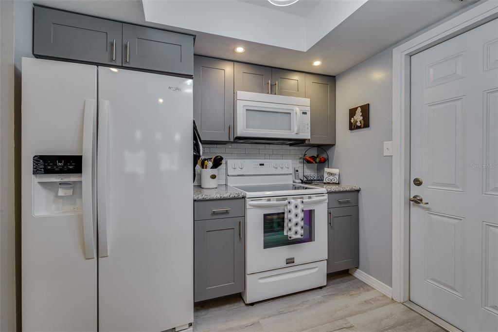 Activo con contrato: $259,000 (2 camas, 2 baños, 1122 Pies cuadrados)