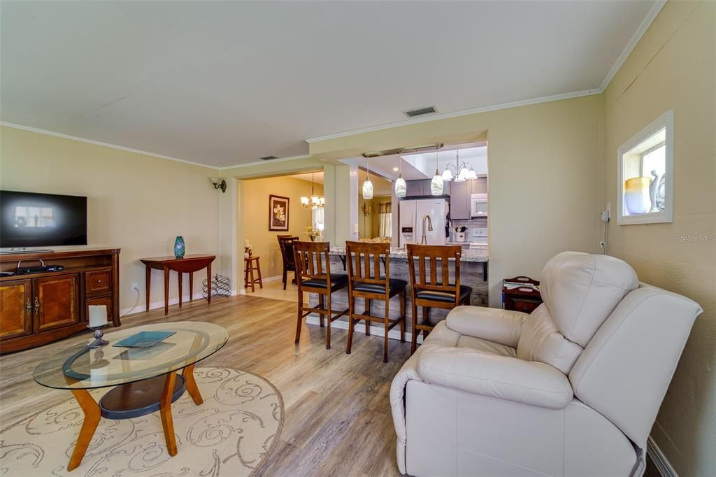 Activo con contrato: $259,000 (2 camas, 2 baños, 1122 Pies cuadrados)