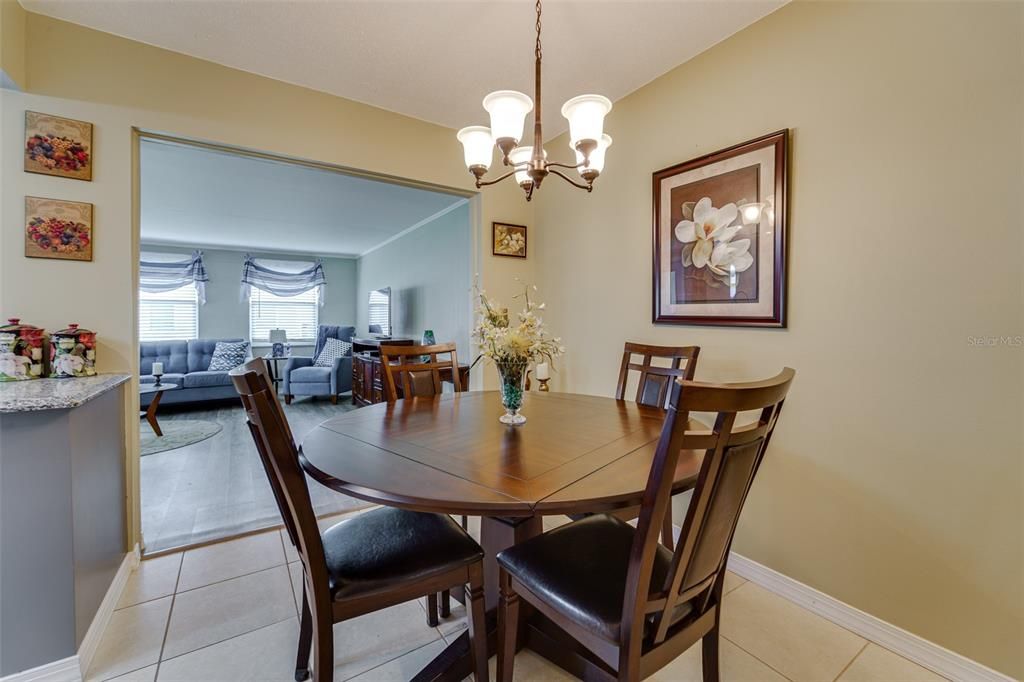 Activo con contrato: $259,000 (2 camas, 2 baños, 1122 Pies cuadrados)