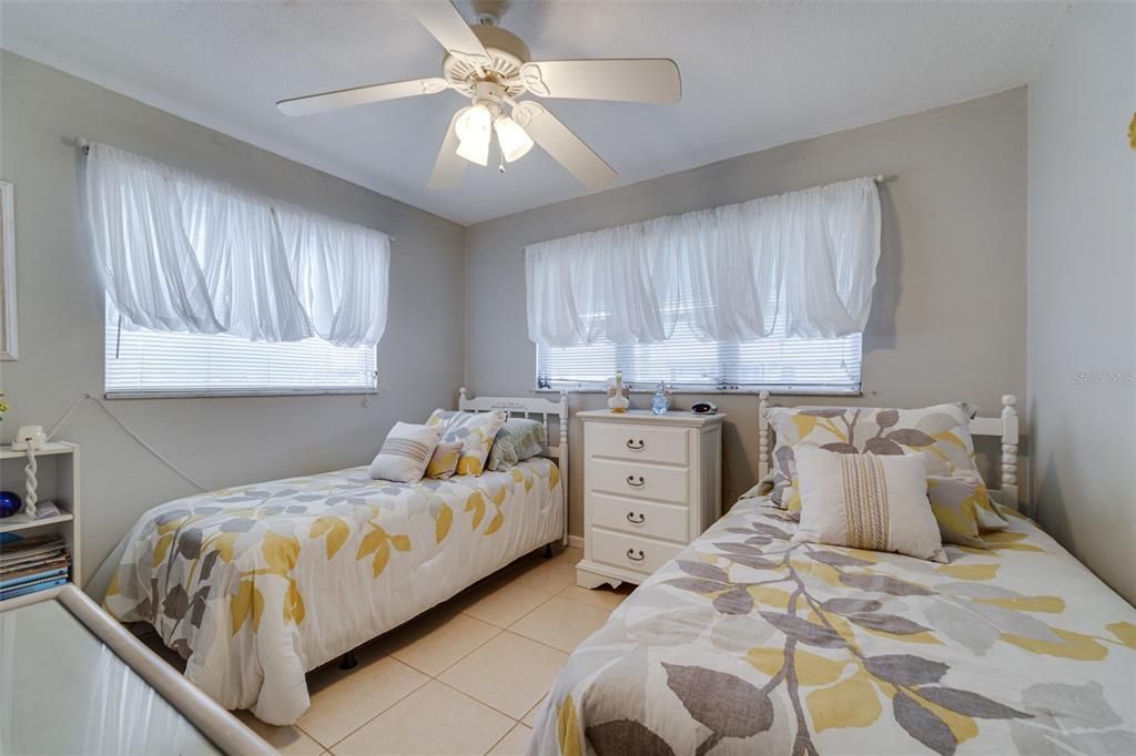 Activo con contrato: $259,000 (2 camas, 2 baños, 1122 Pies cuadrados)