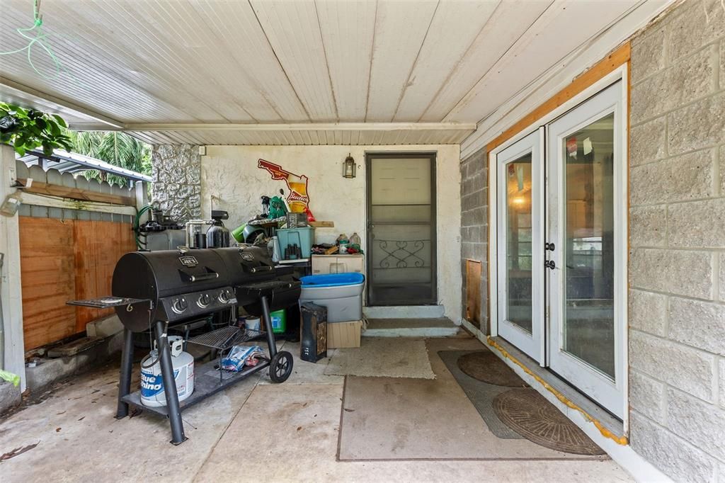 На продажу: $254,000 (3 спален, 2 ванн, 1928 Квадратных фут)