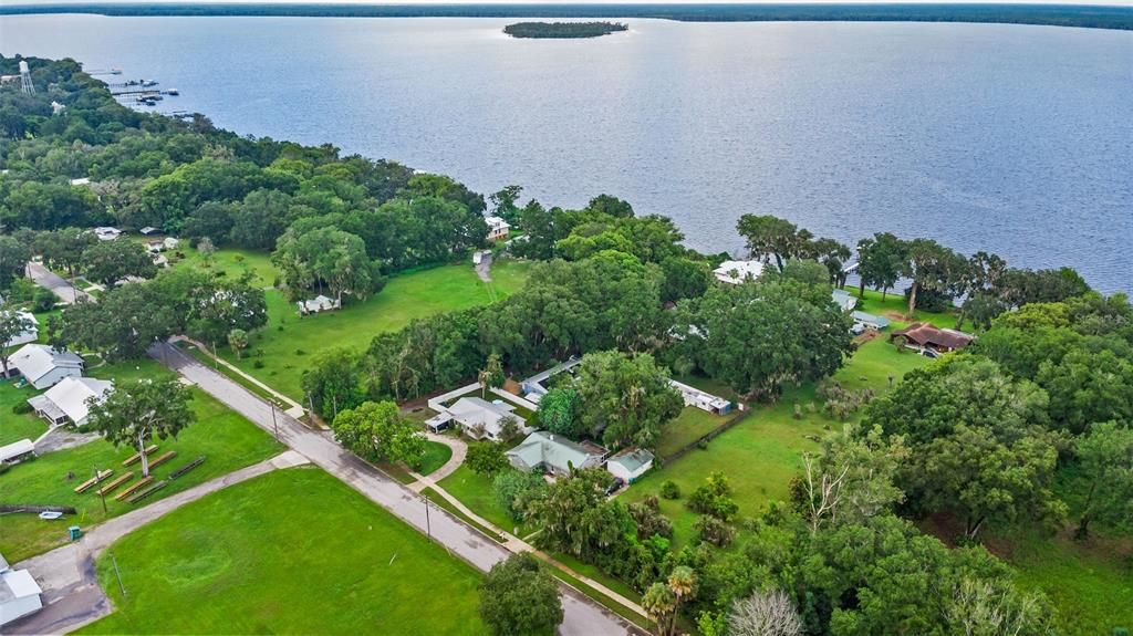 На продажу: $254,000 (3 спален, 2 ванн, 1928 Квадратных фут)