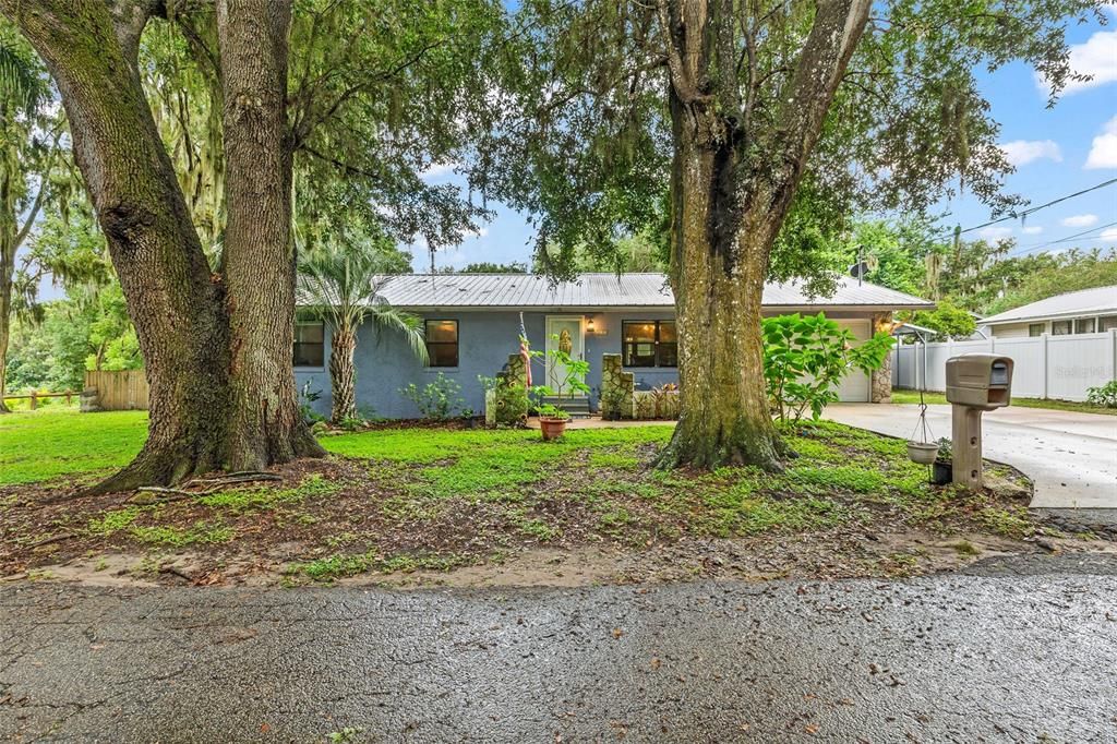 На продажу: $254,000 (3 спален, 2 ванн, 1928 Квадратных фут)