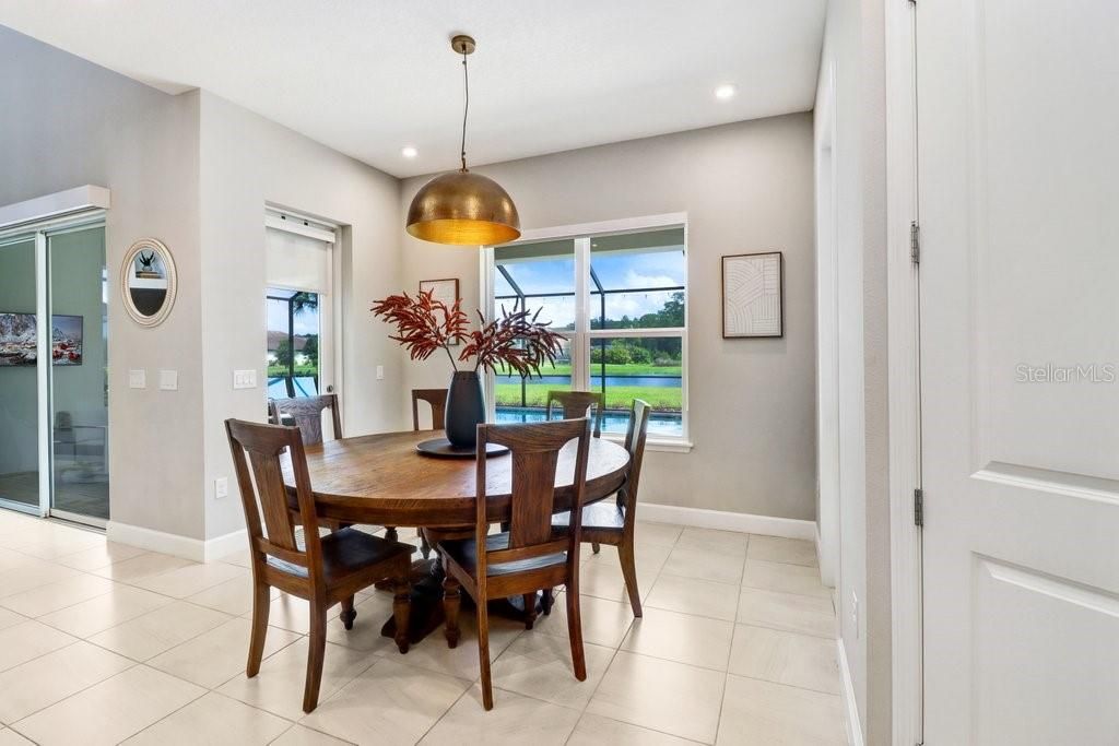 For Sale: $1,499,900 (5 beds, 3 baths, 4181 Square Feet)