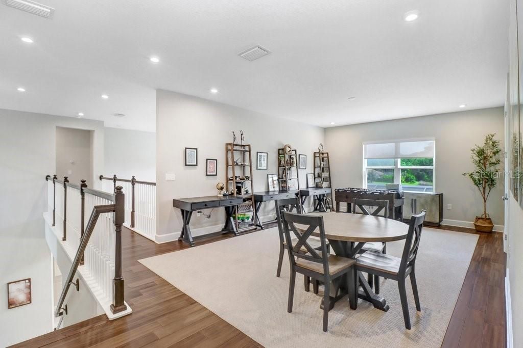 For Sale: $1,499,900 (5 beds, 3 baths, 4181 Square Feet)